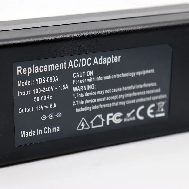 Sursa alimentare YDS 15V/6A cu fir ,carcasa plastic ,mufa 5.5x2.1mm.48832                                                                                    